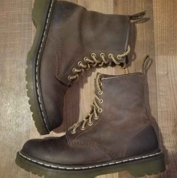 Dr. Martens Shoes - Dr. Martens 1460 brown leather boots